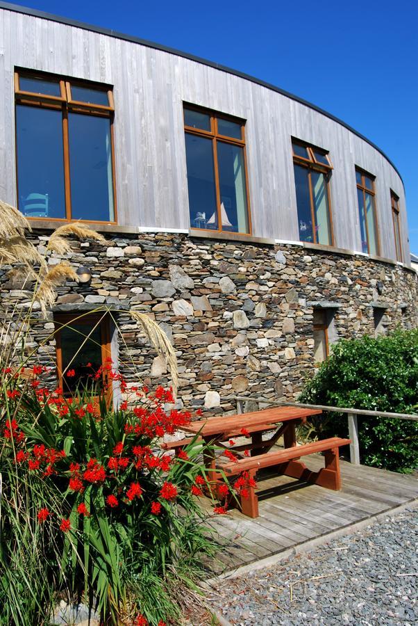 Dolphin Hotel Inishbofin Exterior photo